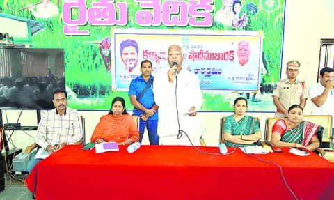  కేసీఆర్‌, కేటీఆర్‌ జైలుకెళ్లడం ఖాయం 