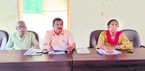 వన మహోత్సవాన్ని సక్సెస్‌ చేద్దాం