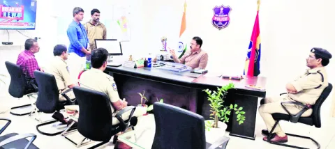 మహిళల రక్షణకు భరోసా కల్పించాలి 