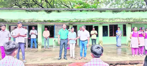 ఆదర్శ