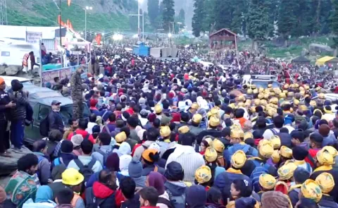 Amarnath Yatra First Aarti Devotees Security Forces Latest Updates5