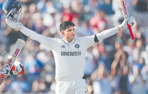 Indian team heading for a big score in the second Test against England
