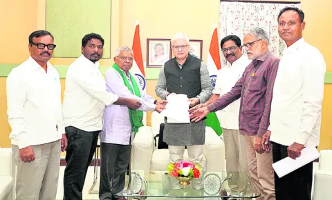 జనగణనలో షెడ్యూల్డ్‌ ట్రైబ్‌ కాలమ్‌ పొందుపరచాలి