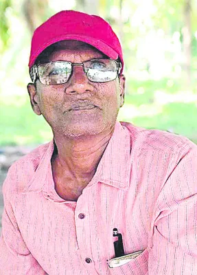 పురుగుమందు తాగి కమ్యూనిస్టు నాయకుడి మృతి 