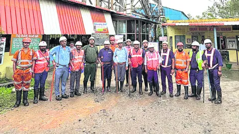 శాంతిఖని గనిలోకి దిగిన డీఎంఎస్‌