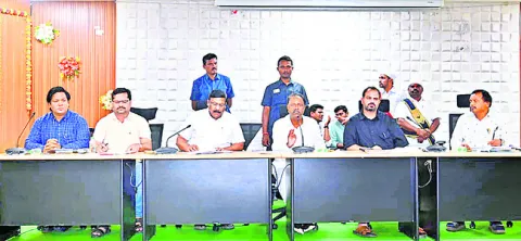 యూరియా కొరత రానివ్వొద్దు