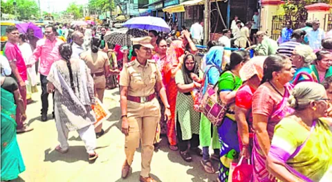 మీతో స్టాలిన్‌లో దరఖాస్తుల హోరు!