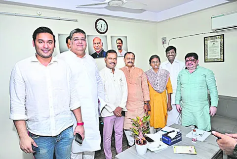 పార్టీ పటిష్టతపై దృష్టి పెట్టాలి 