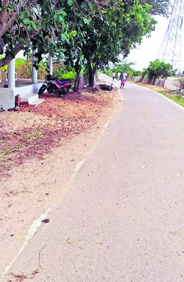 జిల్లా అంతటా మంగళవారం ఉష్ణోగ్రతలు స్థిరంగా నమోదయ్యాయి. 