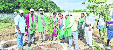 మద్యం తాగి వాహనాలు నడపొద్దు: ఎస్పీ