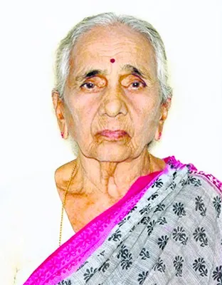 తెలంగాణ సాయుధ పోరాట యోధురాలు దొడ్డా పద్మ మృతి
