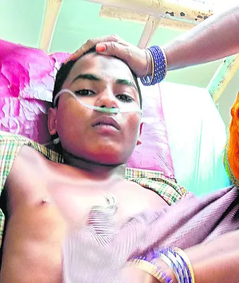 మోడల్‌ స్కూల్‌ విద్యార్థికి అస్వస్థత 