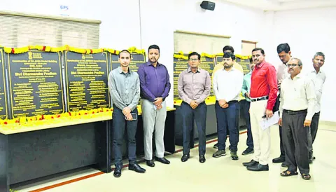 రూ.31.70 కోట్లతో 13 హాస్టల్‌ భవనాలు 