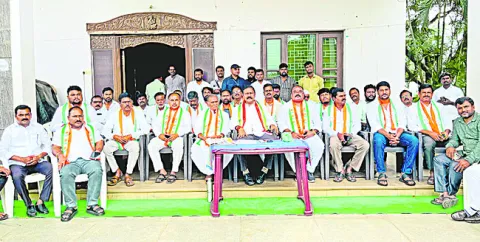 పాదయాత్రకు తరలిరండి 