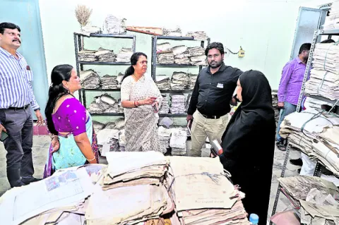 రికార్డుల నిర్వహణ మెరుగుపరచండి