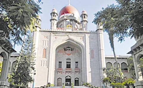 Telangana High Court has ordered govt to apply old pension to DSC 2003 teachers