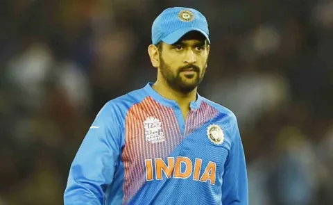 Some Like To Play With Fire: Dhoni Humorous Marriage Advice Video Viral