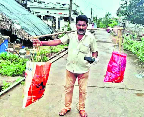 డీలర్లకు గుదిబండ 