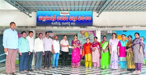 సమస్యల పరిష్కారానికి కృషి 