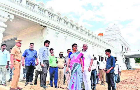 ఆడికృత్తిక వేడుకల ఏర్పాట్ల పరిశీలన 