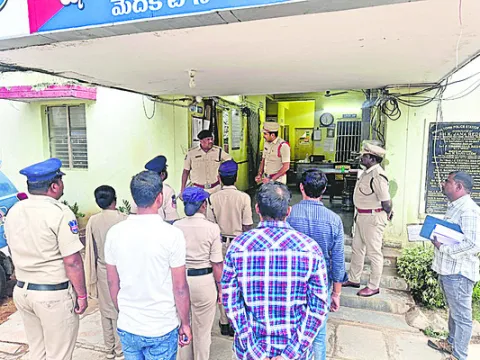 విజిబుల్‌ పోలీసింగ్‌ అమలు చేయాలి 