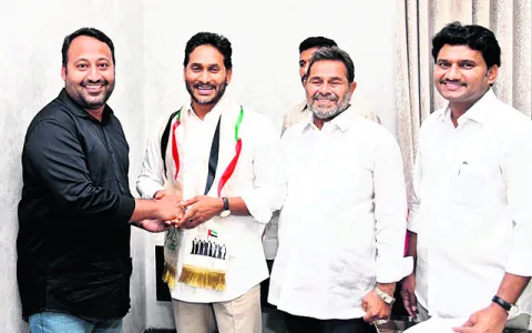 పార్టీకీ అండగా నిలబడతాం 