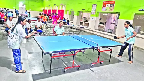 ఉత్సాహంగా టెన్నిస్‌ పోటీలు 