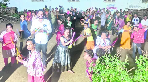 కోలాట