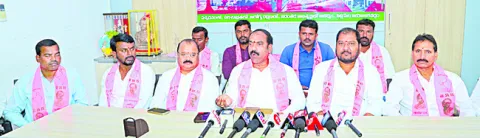 మంత్రి వివేక్‌ వ్యాఖ్యలు సరికాదు