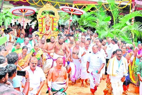 వైభవం..పార్వేట ఉత్సవం 