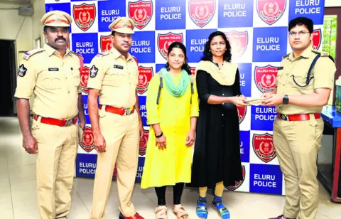 ఆన్‌లైన్‌ బిజినెస్‌ పేరిట మోసం 