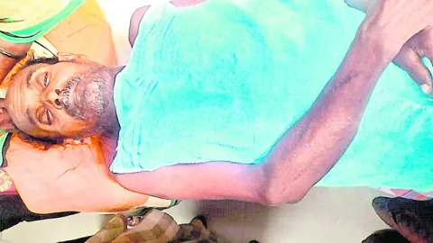 సమ్మెకు తాత్కాలిక బ్రేక్‌ 
