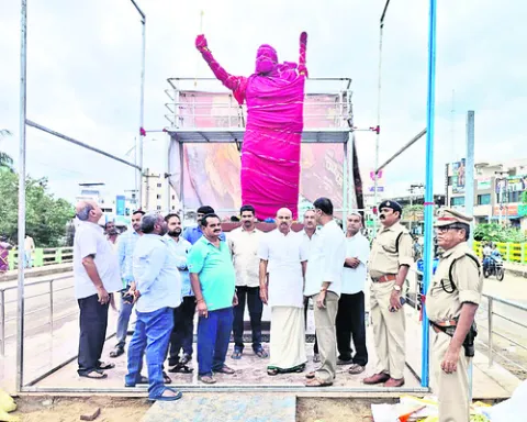 నేడు అల్లూరి విగ్రహావిష్కరణ 