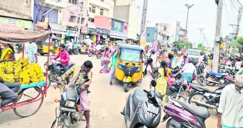 పార్కింగ్‌ పరేషాన్‌! 