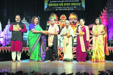 అలరిం