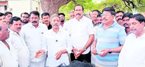 ఏడాది పాలనకే ప్రజలు విసుగెత్తిపోయారు