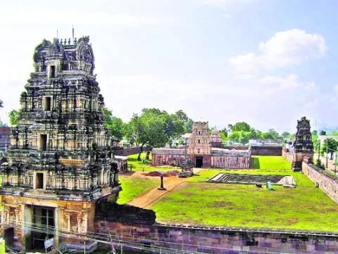 పురాత