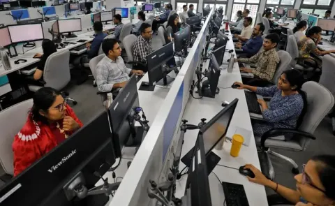 India services sector surged to a 10 month high in June 2025
