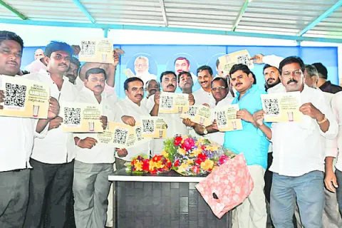 పచ్చి అబద్ధాల కోరు చంద్రబాబు 