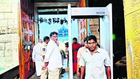 రామాలయంలో సెక్యూరిటీ పటిష్టం