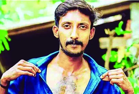 వీడియో కాల్‌ చేసి.. ఆత్మహత్య 