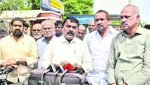 రాష్ట్రంలో రెడ్‌ బుక్‌ పాలన