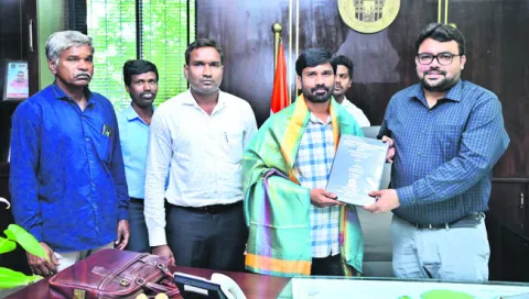 శభాష్‌.. పరమేశ్‌ 
