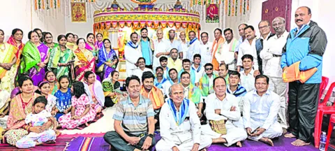 సత్యసాయి భక్తుల సేవలు నిరుపమానం
