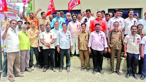 ఆర్టీసీలో పదివేల ఉద్యోగాలు ఖాళీ 