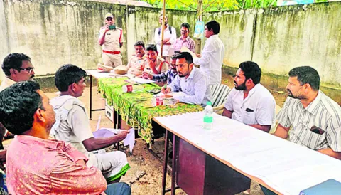 మ్యుటేషన్లు త్వరగా పరిష్కరించాలి
