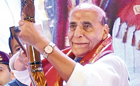 Defence Minister Rajnath Singh pays tribute to Alluri Sitaram Raju on 128th birth anniversary