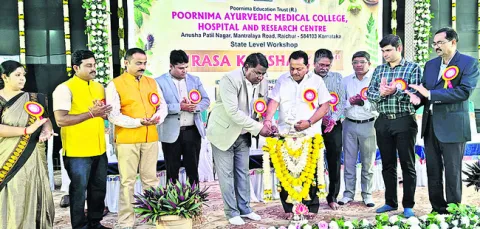 ఆయుర్వేద శిబిరాల నిర్వహణ అభినందనీయం 