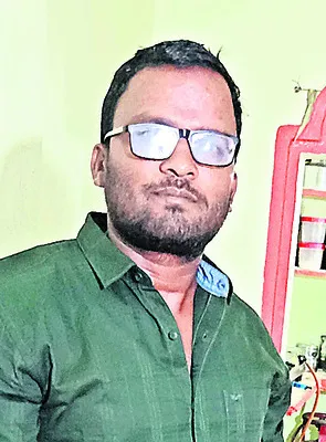 చికిత్స పొందుతున్న అన్‌మ్యాన్‌ కార్మికుడి మృతి