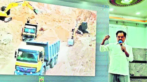 మోసానికి బ్రాండ్‌ అంబాసిడర్‌ చంద్రబాబు 